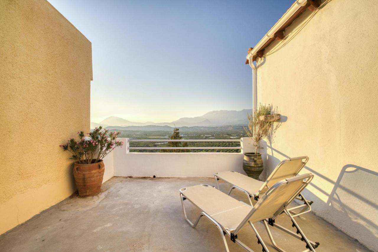 Serenity View - Traditional Village Apartment Kouses Bagian luar foto