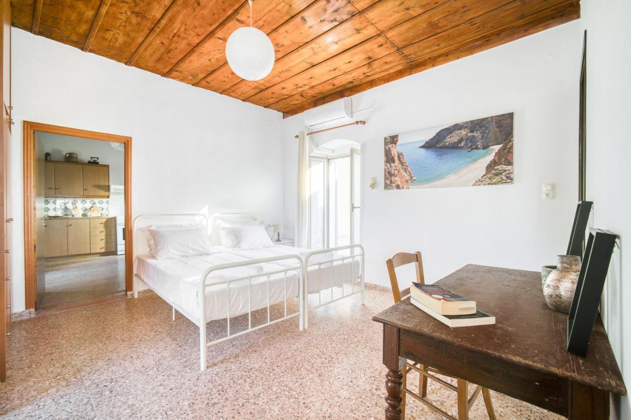 Serenity View - Traditional Village Apartment Kouses Bagian luar foto