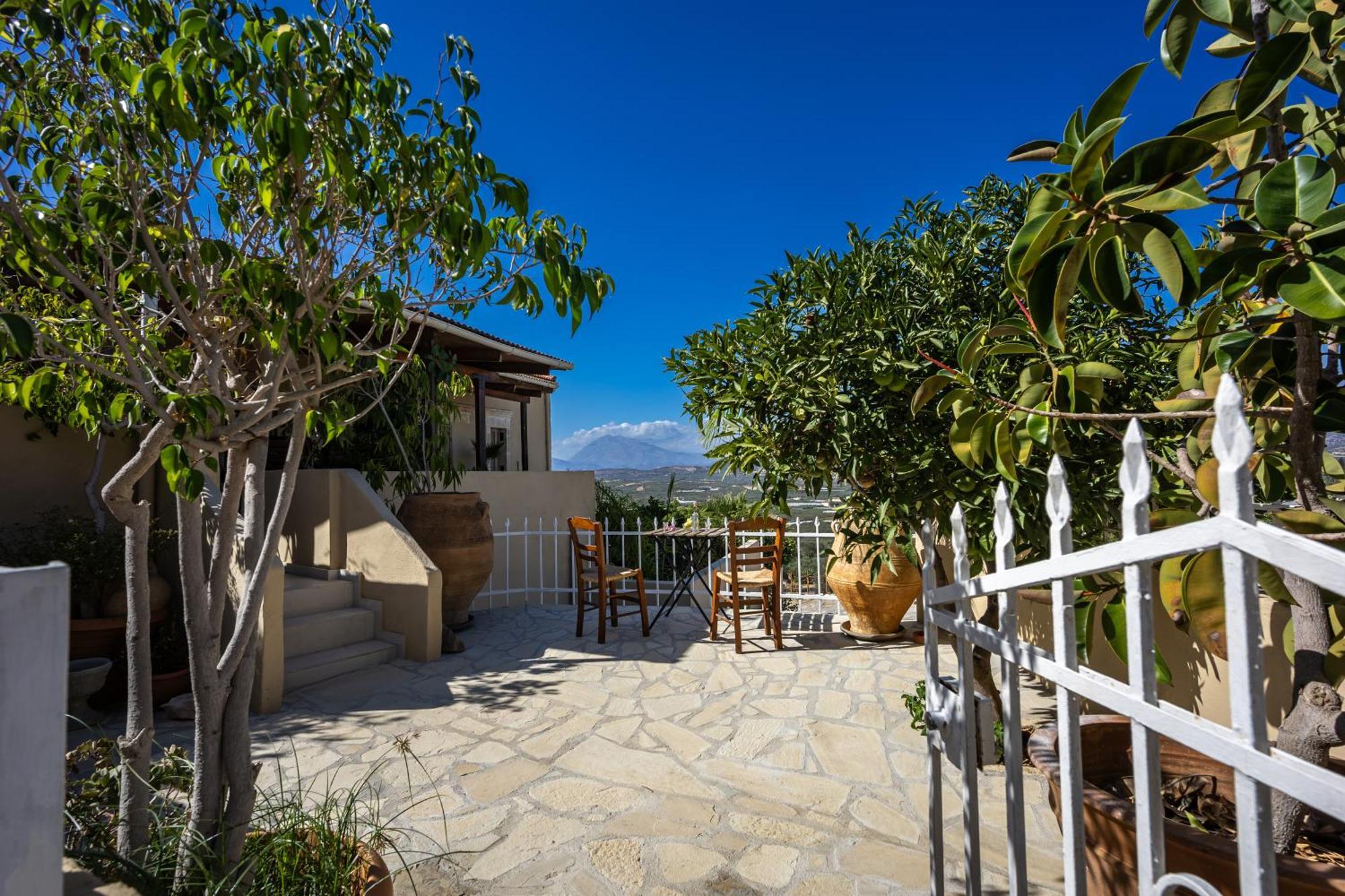 Serenity View - Traditional Village Apartment Kouses Bagian luar foto