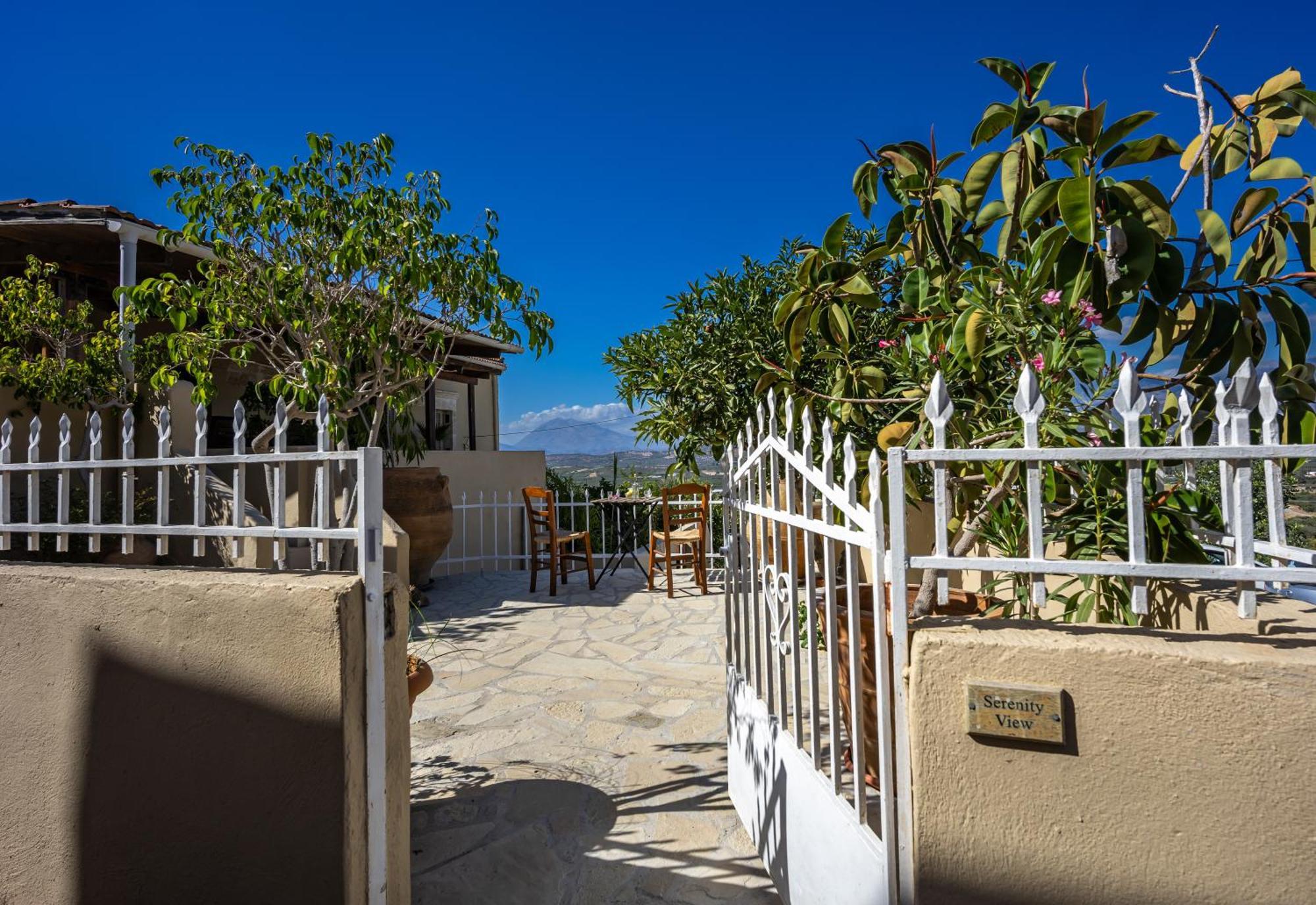 Serenity View - Traditional Village Apartment Kouses Bagian luar foto